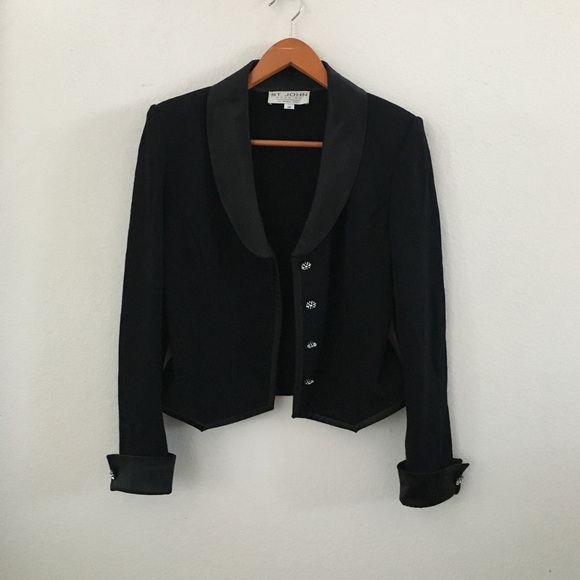 St. John Jackets & Blazers - St. John Black Blazer/Jacket. Size 10.